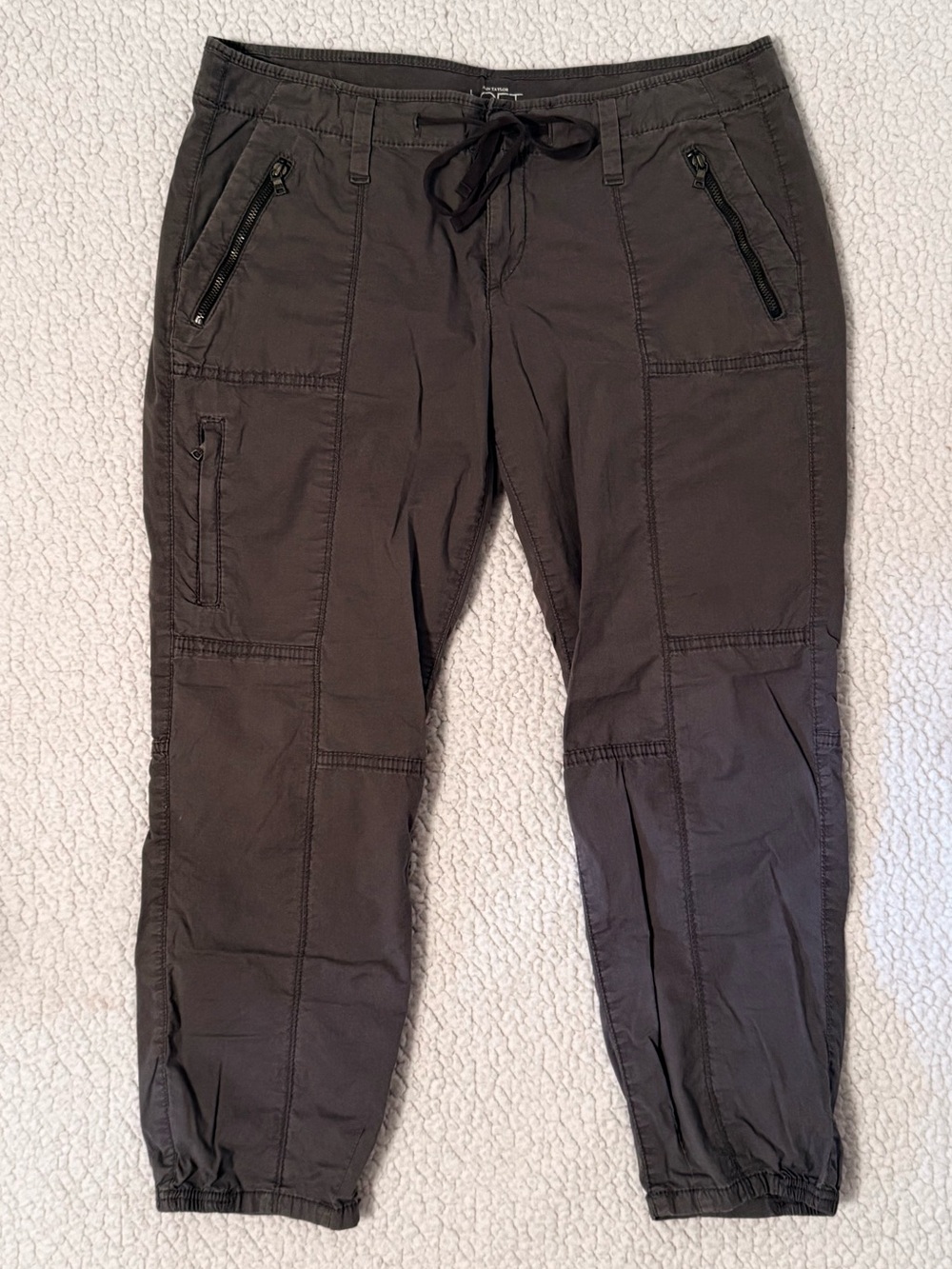 LOFT Cargo Capri pants 6P Brown